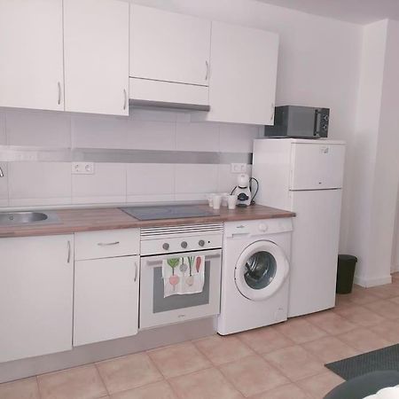 Centro Aeropuerto Wizink Feria Bernabeu Apartment Мадрид Екстериор снимка